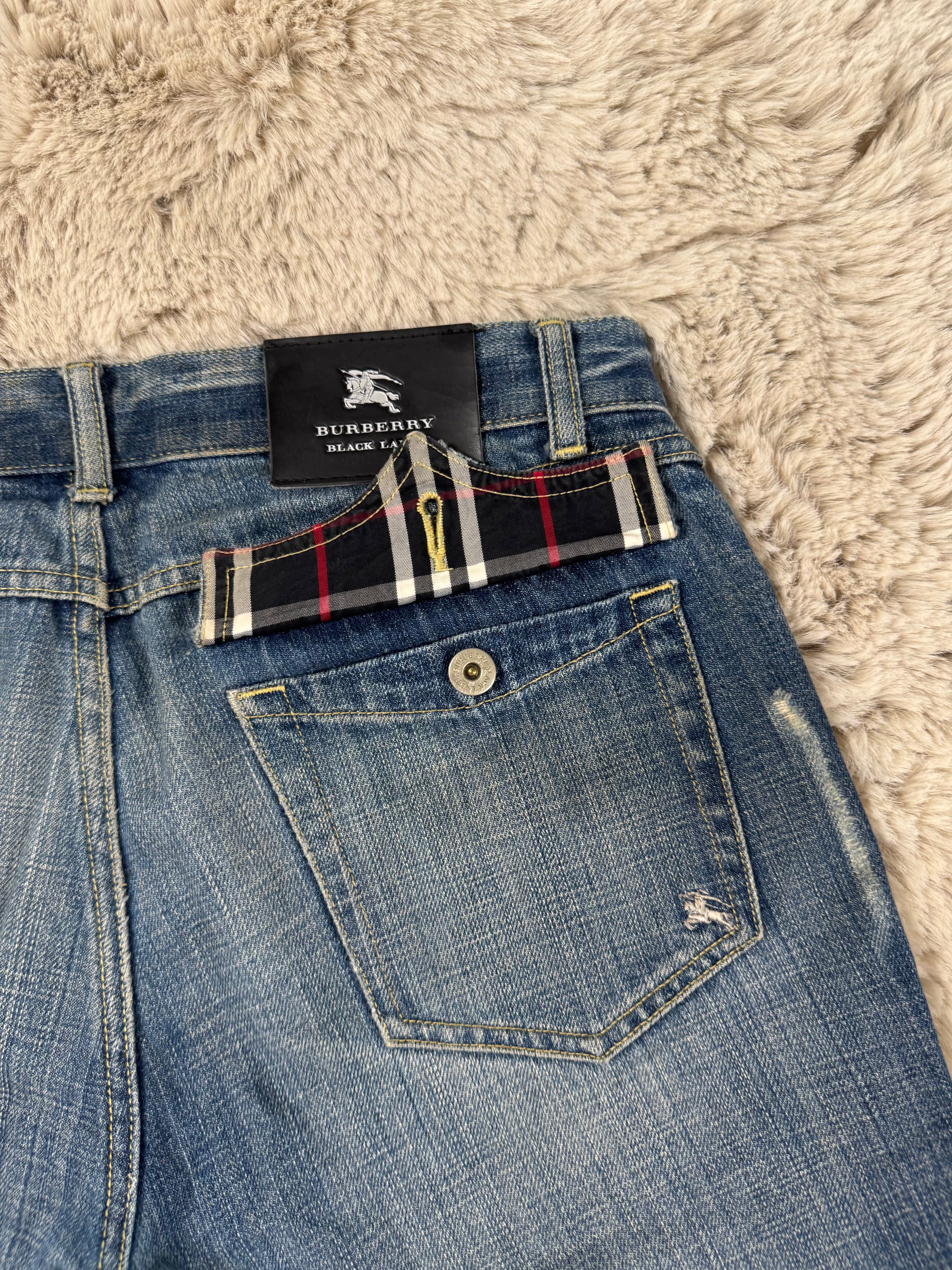 Japanese Burberry denim (W32)