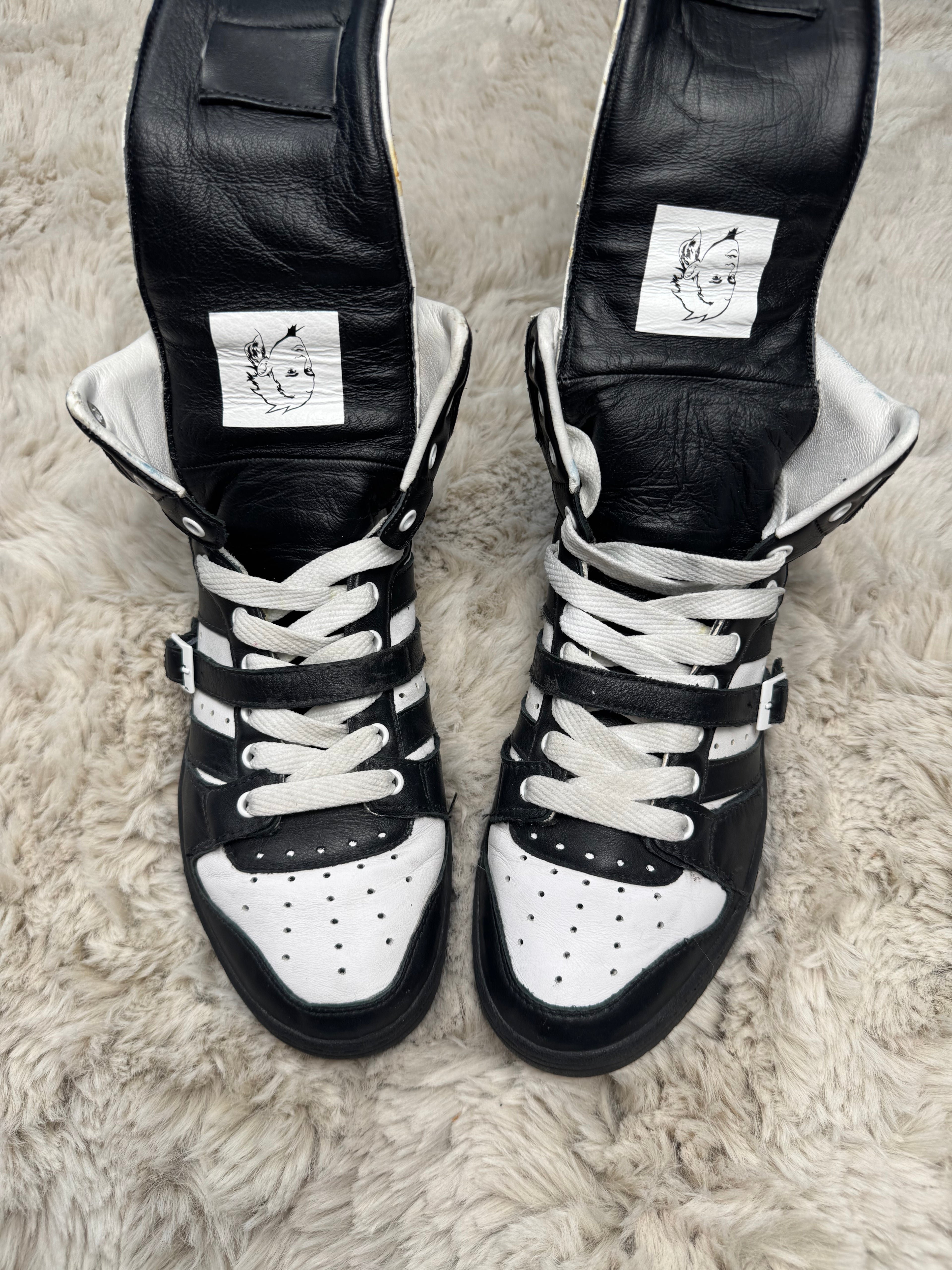 09 Jeremy Scott Conductor (41)