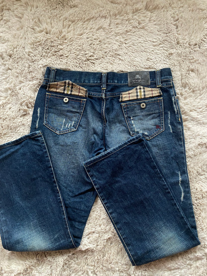 Burberry Japanese bootcut denim (35)