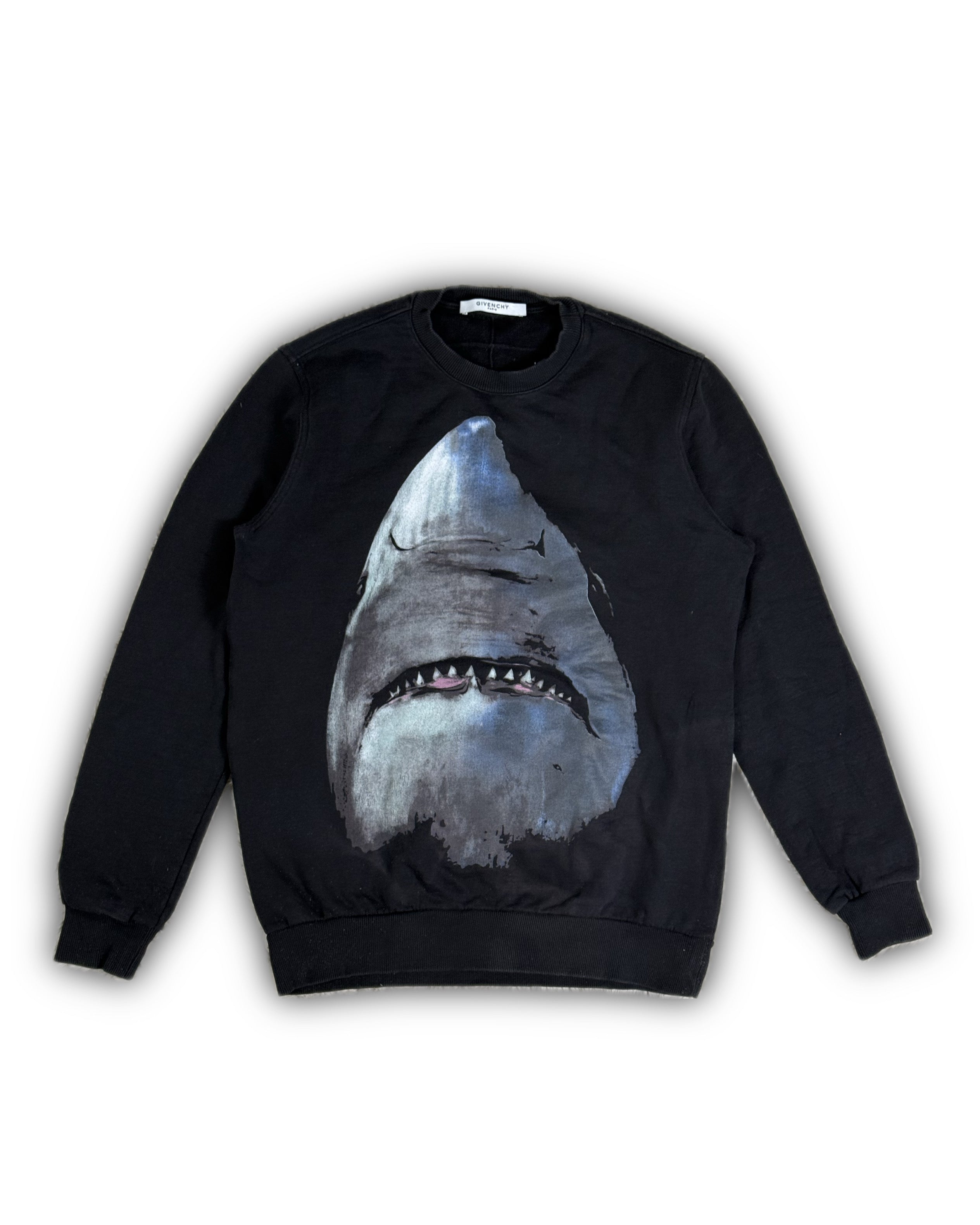 FW17 Givenchy Shark sweater (M)