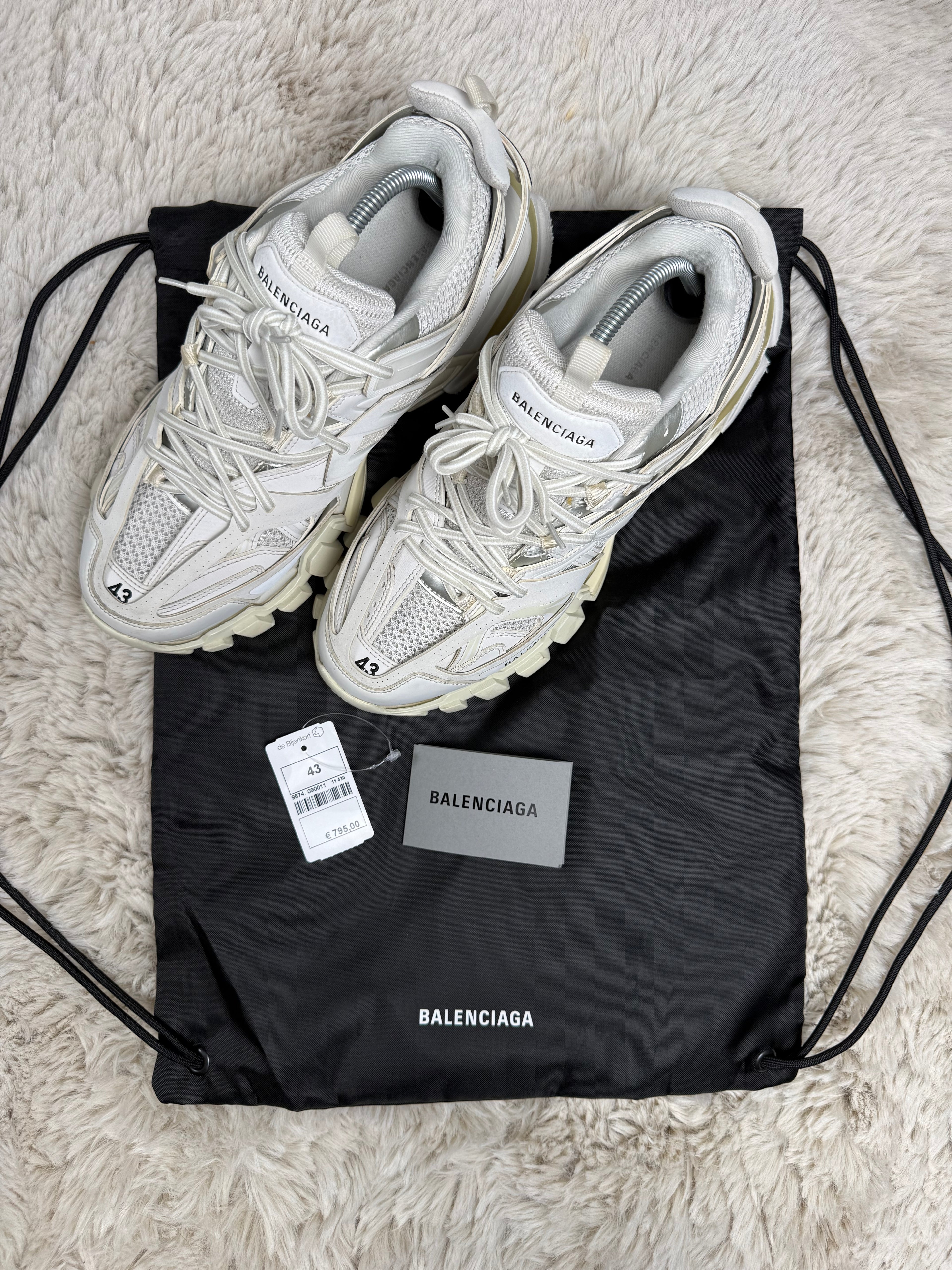 FW18 Balenciaga Track by Demna (43)