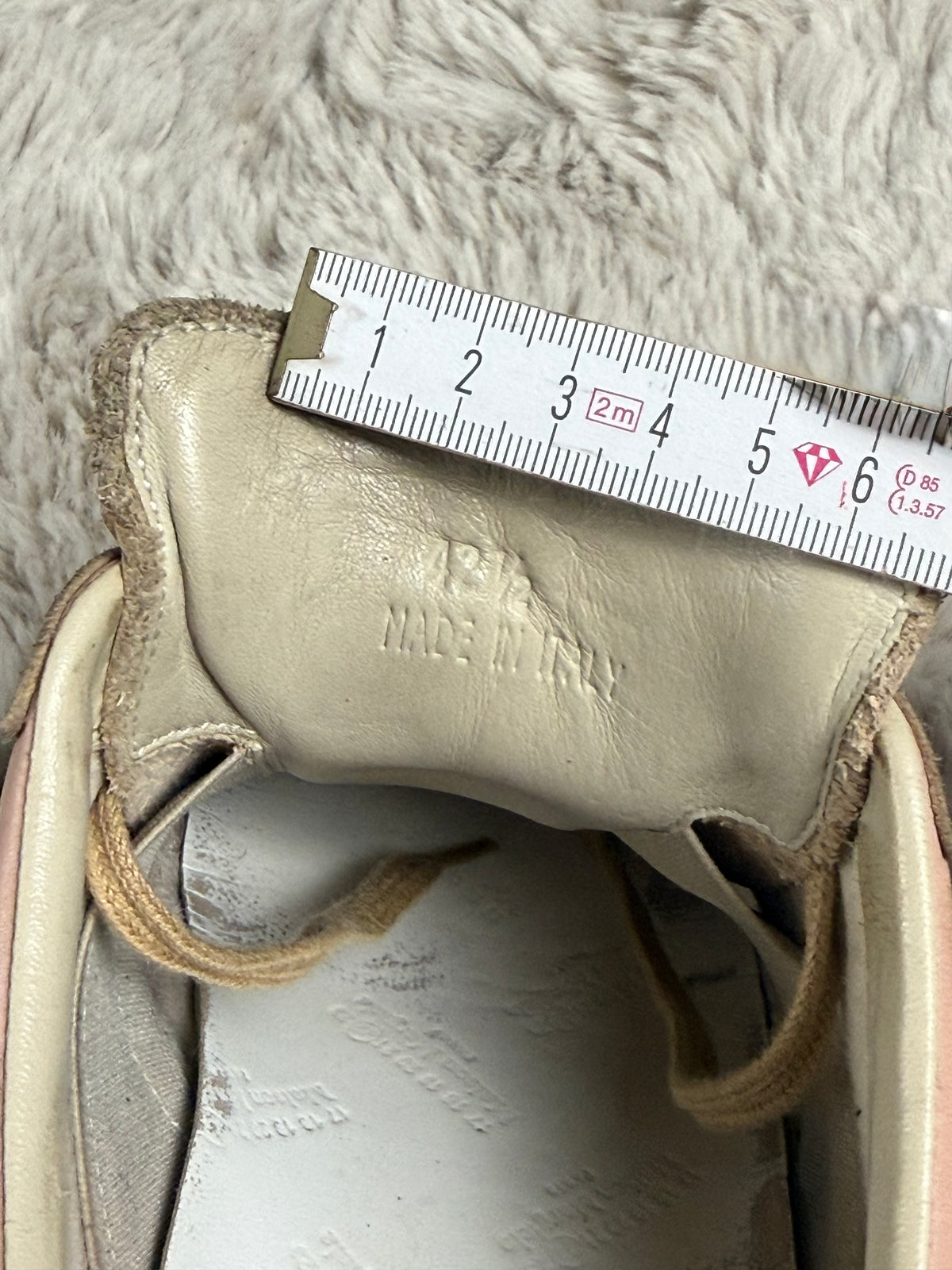 MAISON MARGIELA GAT ‘ROSE & BROWN’ (42.5)