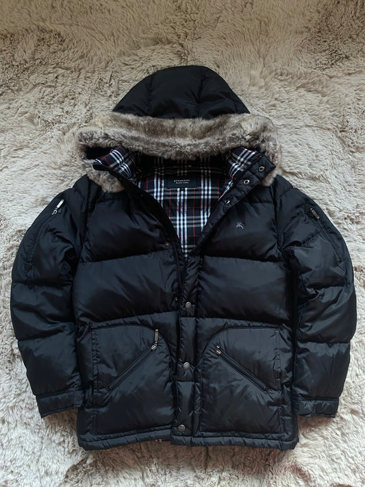 Burberry puffer (M)