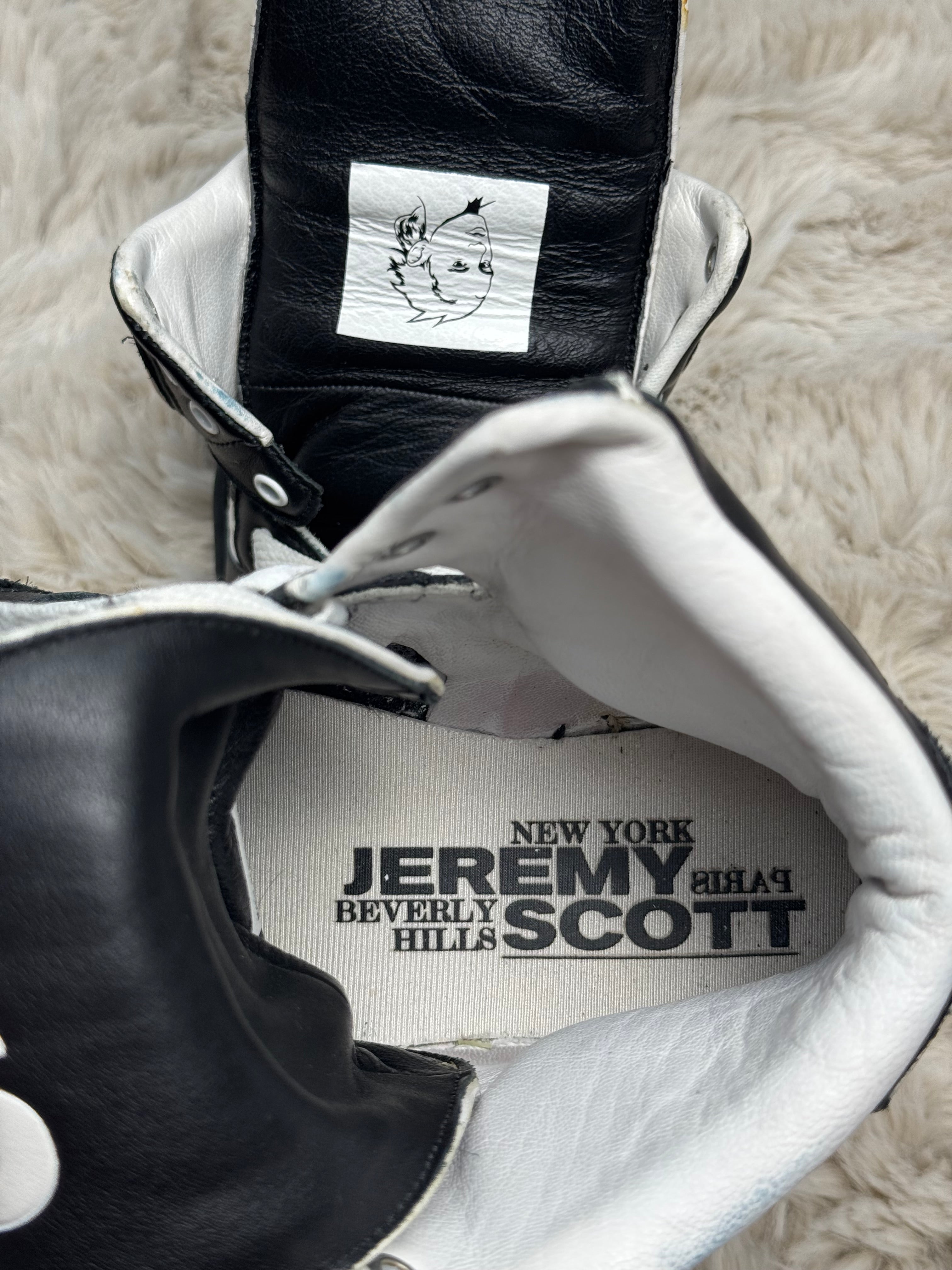 09 Jeremy Scott Conductor (41)